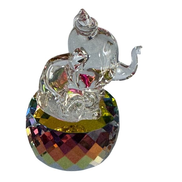 Arribas Brothers Disney Dumbo Figurine Multicolor Crystal Collectible w/Box 3" - Picture 4 of 9